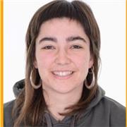 Estudiante de 4° de Biomedicina, puedo impartir biología de cualquier nivel (eso/bachillerato) y repaso general de primaria. También puedo impartir matemáticas (primaria/eso)
