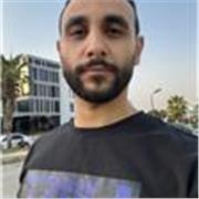 Ich habe Erfahrung als Englischlehrerin sowie als Reiseberater.