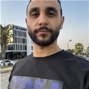 Ich habe Erfahrung als Englischlehrerin sowie als Reiseberater.