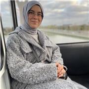 Englischlehrerin mit 6-jähriger Grundschulerfahrung bietet Online-Englischunterricht für Kinder in Düsseldorf an.