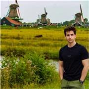 Soy una persona a la que le gusta mucho enseñar y que la otra persona lo entienda. Me gustar hacer todo ameno.