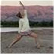 Profesora de Hatha Yoga para todas las edades, niños y adultos 