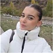 Offro ripetizioni online per ragazzi delle medie e liceo! Già avuta esperienza per piu di un anno con un ragazzo straniero