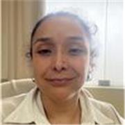 Docente de Biología imparte Clases a estudiantes de secundaria y preuniversitarios