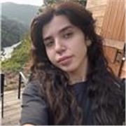 Estudié Literatura General y Comparada en la UCM y actualmente curso un grado Criminología. 