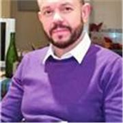 Soy profesor/a de matemáticas, física y química, y doy clases a estudiantes que necesitan comprender mejor las materias, mejorar 