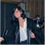 Laureata in economia impartisce lezioni di: matematica ed economia aziendale