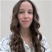 Profesora de Educación Primaria para dar clase a niños entre 6 y 12 años