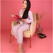English Tutor who is willing to give you the right knowledge about the language