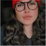 Teacher Dani is now available for online English classes with a focus on practical, real-world communication!!!
