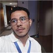 Étudiant Égyptien passionné par les langues étrangères. Apprentissage pédagogique et immersif!