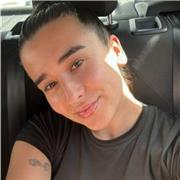 Profesora de primaria apta para todos los cursos