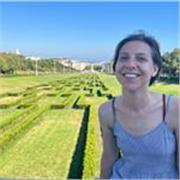 Professional scenic artist with Art Masters wishing to share artistic skills in the Cardiff area 