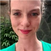 Profesora de Inglés: Nativa de Inglaterra $12.000 / hr. Ofertas por 5+ clases. Ofertas por grupos