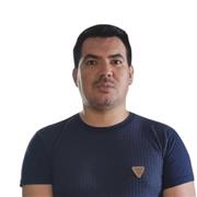 Profesor de Biología dicta clases a niños de todas las edades