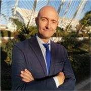 Profesor de Formación profesional especializado en Estrategias de Marketing Internacional y Liderazgo