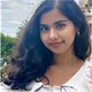 Native French tutor helping learners of all ages