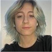 ¡Buenas! Soy Júlia, una chica extrovertida, y con facilidad para adaptarse a diferentes circumstancias.
