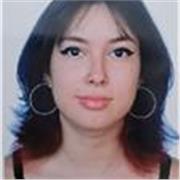 Profesora de cocina para niños pequeños o preadolescentes.