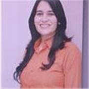 Certified English tutor with international teaching experience offers engaging online English lessons for adults and students.