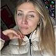 Sono Alice ho 21 anni e sono diplomata all’istituto aeronautico. Offro aiuto compiti per elementari e medie a Bergamo e online