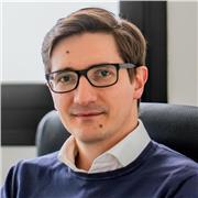 Il mio approccio si basa su una didattica inclusiva, personalizzata e orientata al benessere dello studente