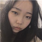 University student tutors English speaking