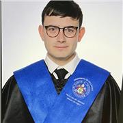 Estudiante de Física en su último año de estudios, puedo dar clases de forma remota