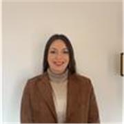 Soy maestra de Educación infantil con un máster en Atención Temprana, cursé el B2 FIRST en Cambridge y actualmente estudio C1 ADVA