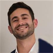 Tutor laureato in materie letterarie impartisce lezioni private (online o a domicilio) per aiuto compiti e preparazione esami