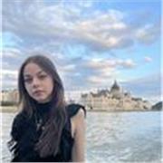 Soy estudiante de Ingeniería de la edificación. Me gustaría dar clases de inglés a niños pequeños, tengo un nivel C1. 