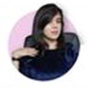 Pedagoga integral con dominio del idioma español