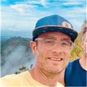 Designer intervenant en entreprise/école pour la gestion de projet, management d'équipe et autres matières du design et de l'art.
