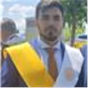 Graduado en psicología y criminología y actual opositor, paciencia y ganas de superar lo que parecen obstáculos es lo que más me define