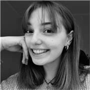 Studentessa di fisica diplomata al liceo scientifico offre lezioni di fisica, matematica e informatica