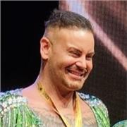 Clases grupales y privadas de bachata, salsa... en Estepona, San Pedro, Marbella y Fuengirola