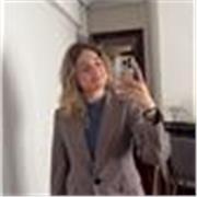 Profesor de lengua castellana y literatura, historia o comunicación 