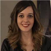 Docente abilitata offre lezioni di economia per studenti delle scuole superiori