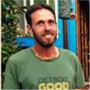 From Santa Cruz, California... Learn English with Chris! Madrelingua offre lezioni personalizzate e aiuto compiti