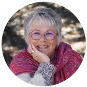 Niveau de français (expression écrite et orale) excellent. Plume stylée.