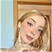 Doy clases particulares de matemáticas, inglés, física y química…. Estoy en 3º de carrera