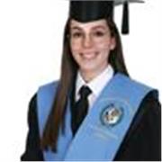 Profesora de apoyo con título en Educación Primaria y experiencia en centros educativos. Doy clases online