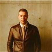 Profesor de inteligencia artificial enfocado en resultados para pymes