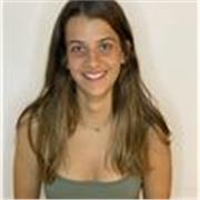 Profesora de matemáticas que imparte clases a niños/as de todas las edades