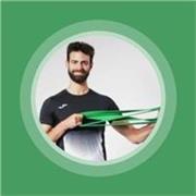 Stai cercando un'insegnante competente per migliorare le tue capacità motorie di resistenza, forza e potenza? Non esitare a contattami 