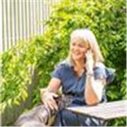 As an Accredited Coach, I help women to regain their strength and navigate life's challenges