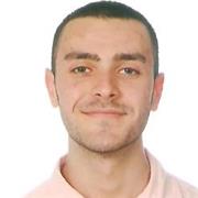 Estudiante de IEC ofrece clases de Física y Matemáticas