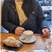 Soy paciente, dispuesta a ayudarte con tus tareas.