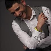 Estudié en el Liceo francés de bilbao y posterior mente inicie mis estudios de derecho económico en la universidad de Deusto