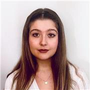 profesora titulada en educación primaria con mención en ingles y pedagogía terapeutica, con 5 años de experiencia